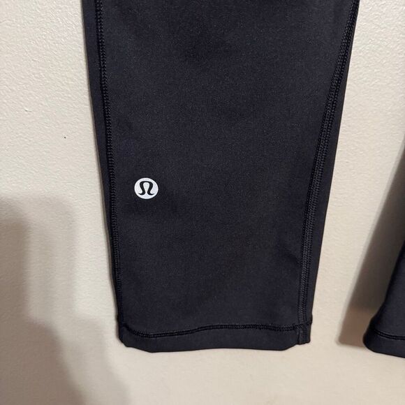 Lululemon Speed Up Crop (21") Black size 8 - Picture 5 of 7